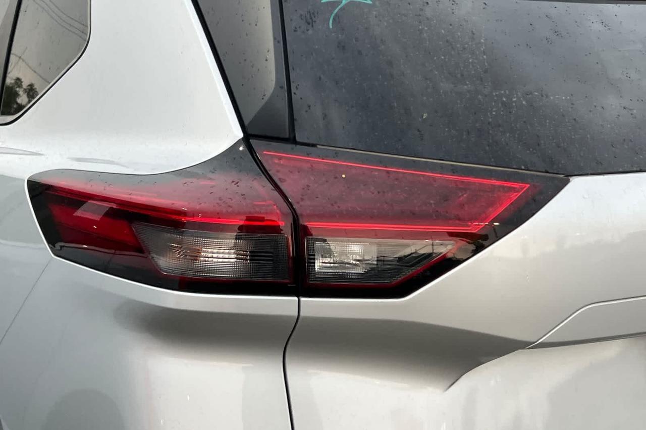 2022 Nissan Rogue SV Roseville CA