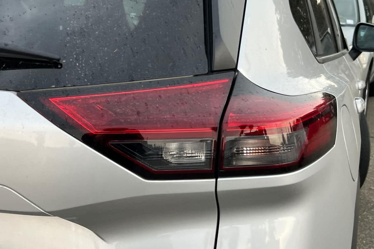 2022 Nissan Rogue SV Roseville CA