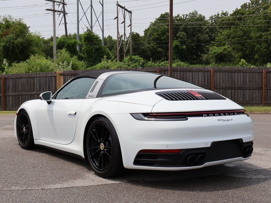 2022 Porsche 911 Targa 4