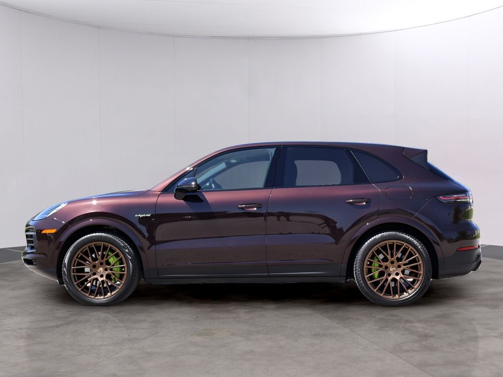 2022 Porsche Cayenne E-Hybrid Platinum Edition