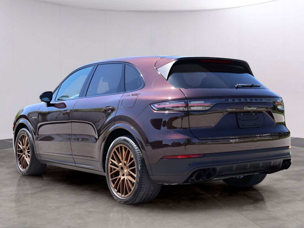 2022 Porsche Cayenne E-Hybrid Platinum Edition