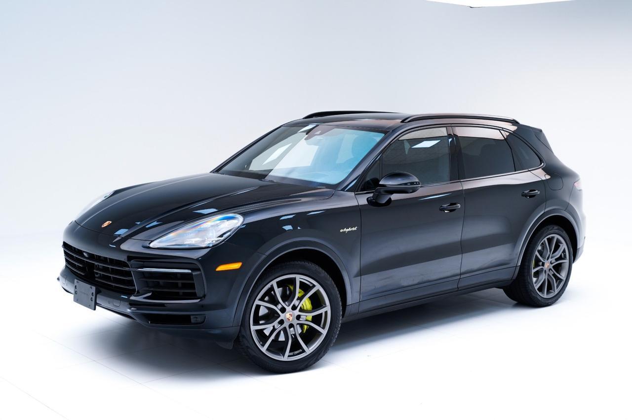 2022 Porsche Cayenne E-Hybrid 2022 Porsche Cayenne E-Hybrid