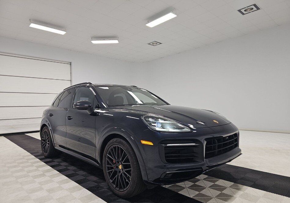 2022 Porsche Cayenne GTS 2022 Porsche Cayenne GTS