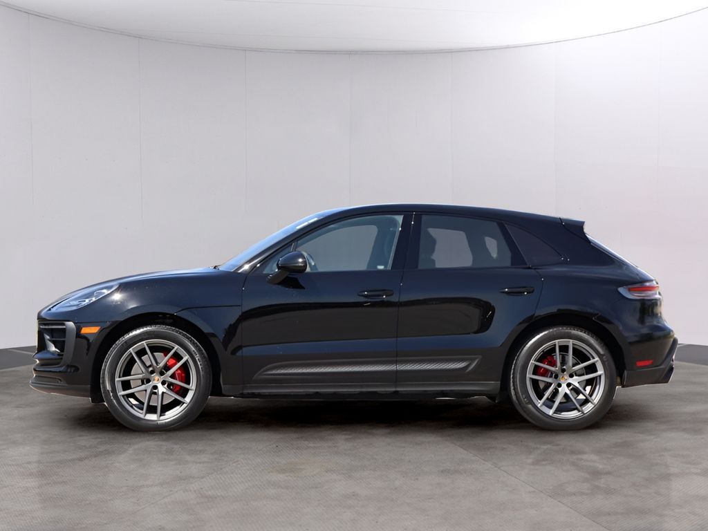 2022 Porsche Macan S