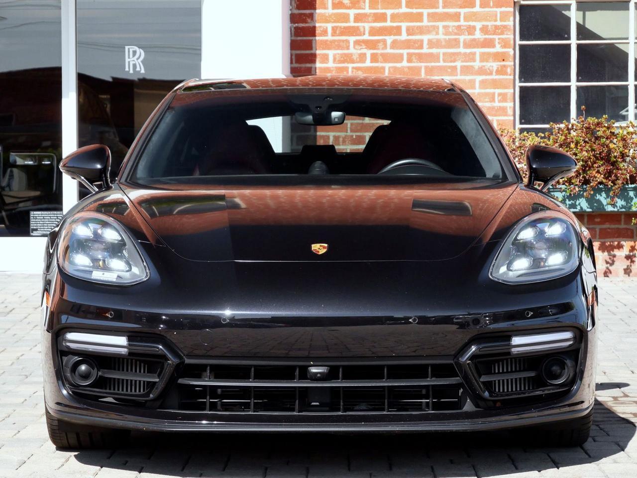 2022 Porsche Panamera GTS GTS