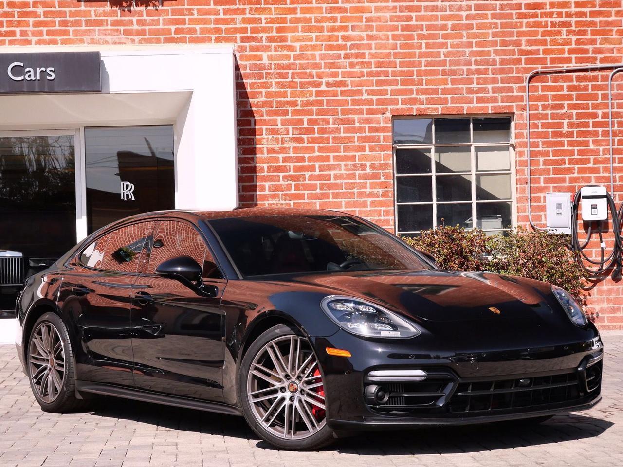 2022 Porsche Panamera GTS GTS