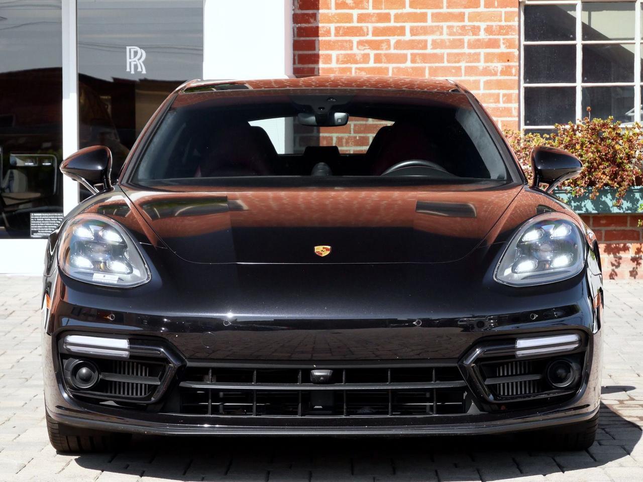 2022 Porsche Panamera GTS GTS