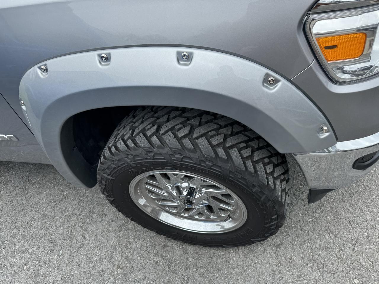 RAM1500 CREW CAB 4X414