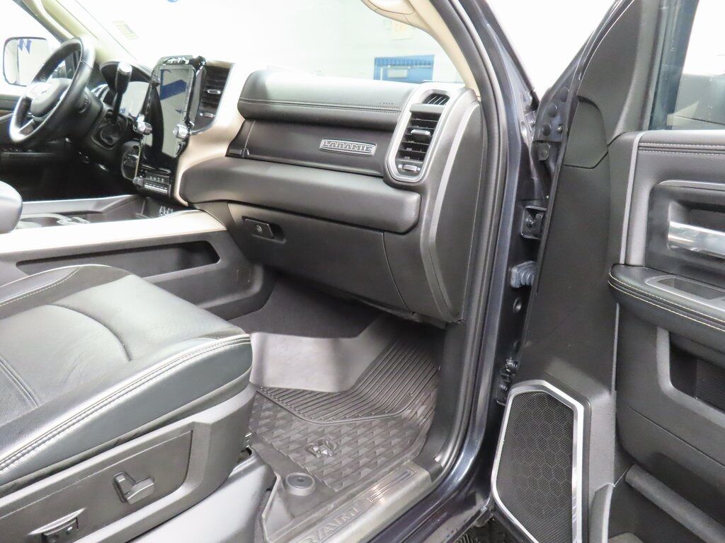 2022 Ram 2500 4x4 Crew Cab Laramie Fond du Lac WI 2022 Ram 2500 4x4 Crew Cab Laramie Fond du Lac WI