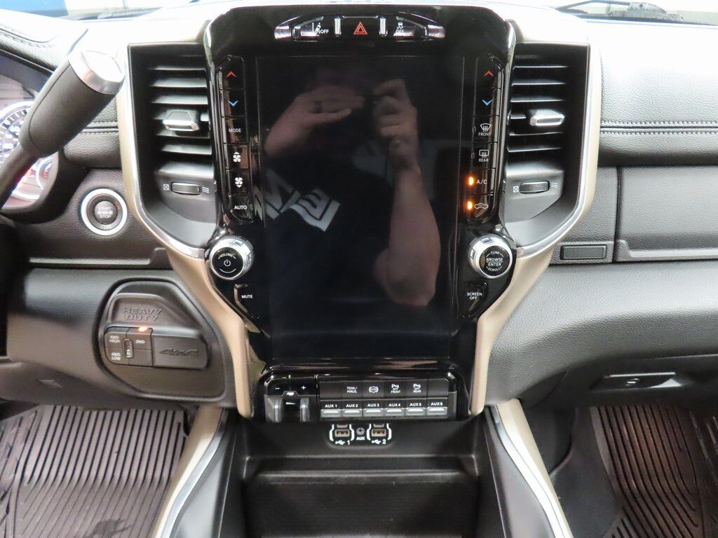 2022 Ram 2500 4x4 Crew Cab Laramie Fond du Lac WI 2022 Ram 2500 4x4 Crew Cab Laramie Fond du Lac WI