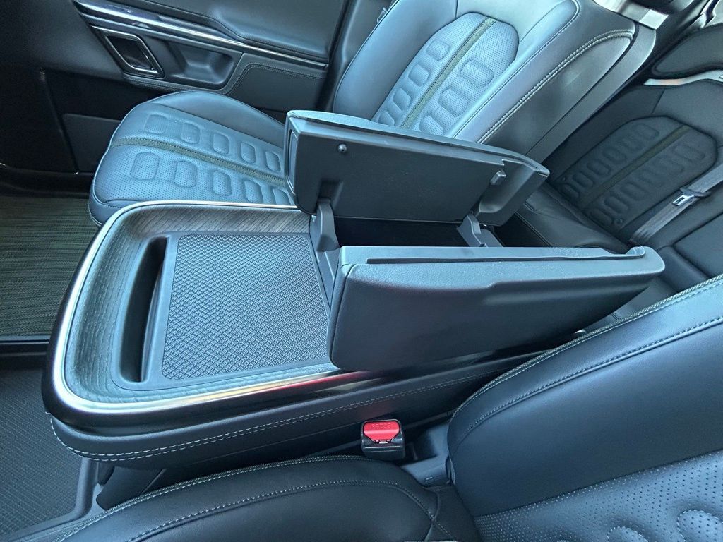 2022 Rivian R1T Adventure Lakeland FL