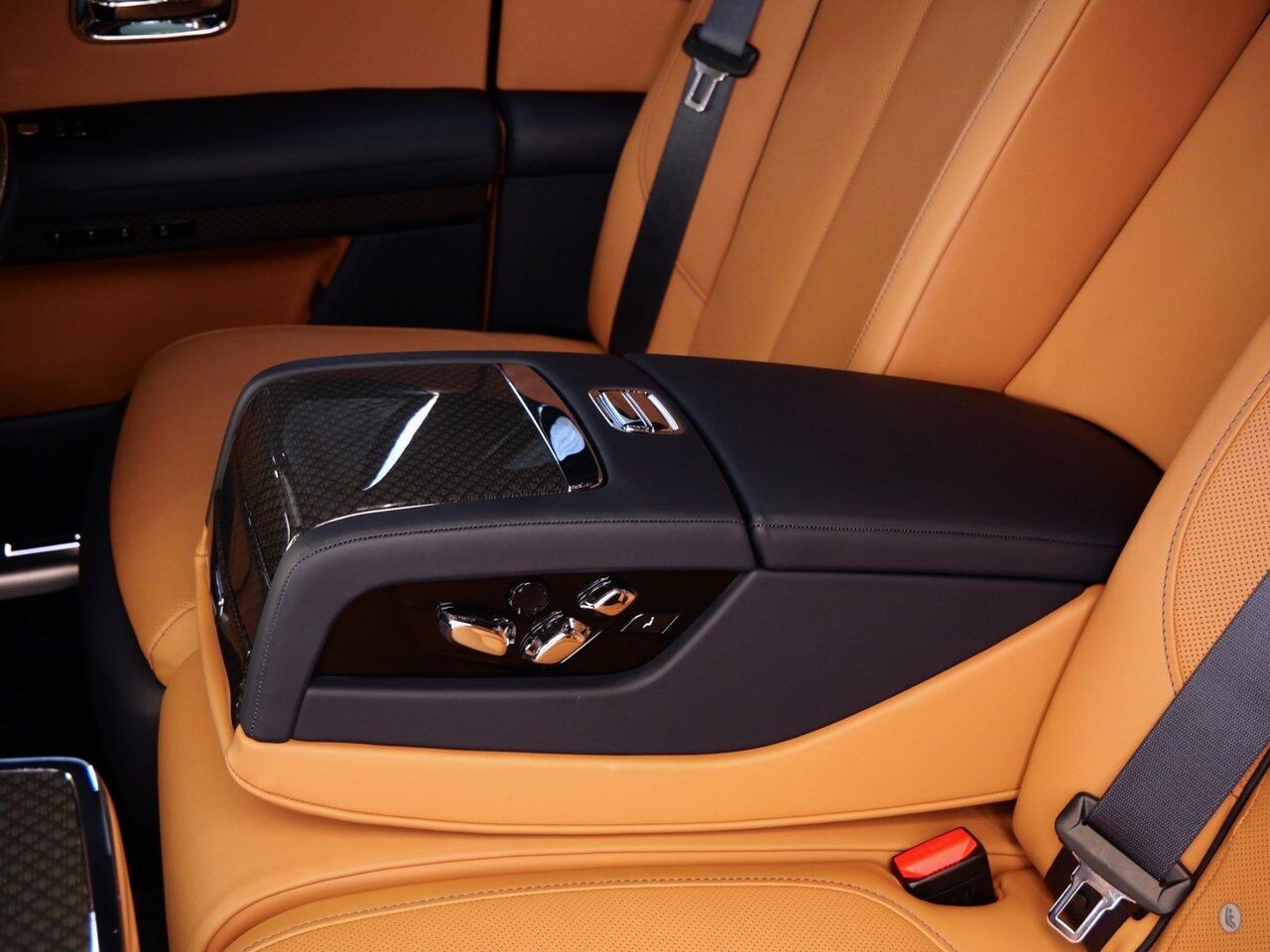 2022 Rolls-Royce Ghost Black Badge Black Badge Lawrence KS