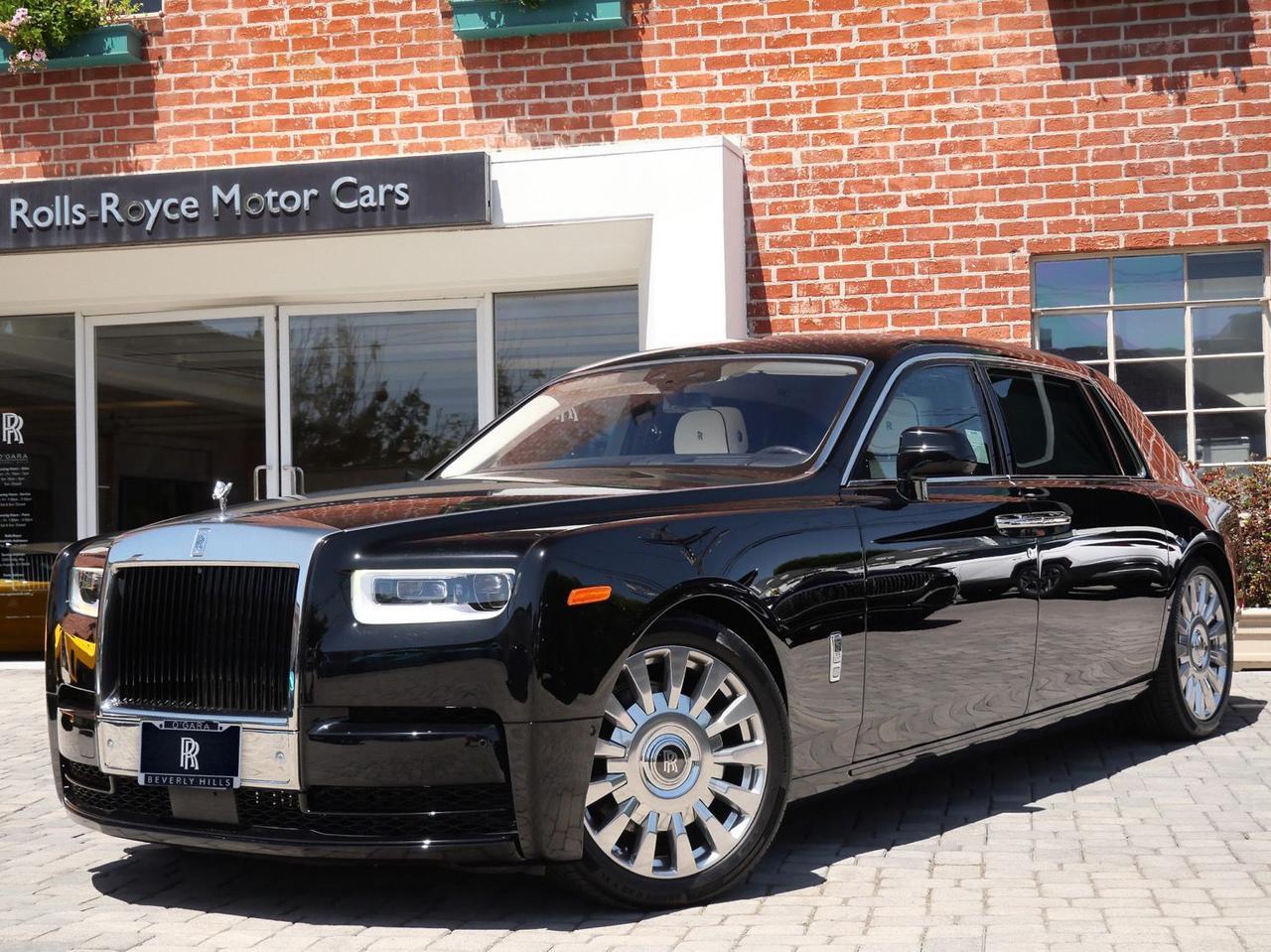 2022 Rolls-Royce Phantom