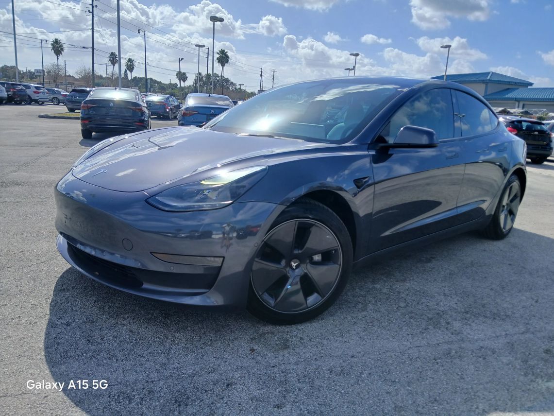 2022 Tesla Model 3 Base