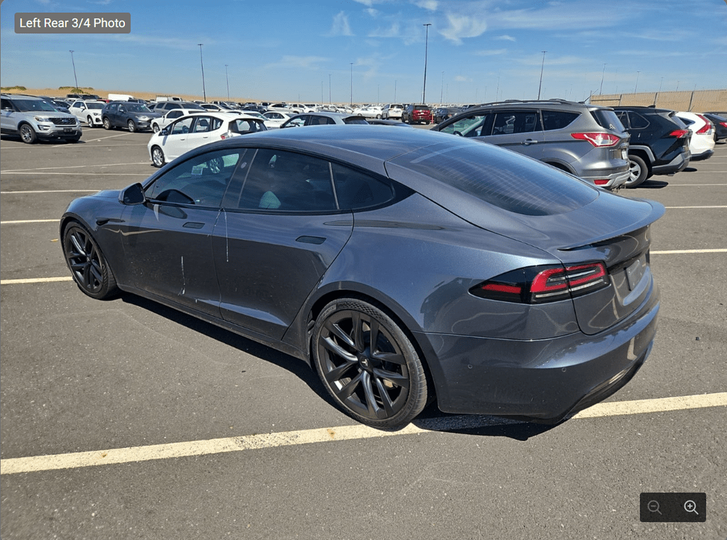 2022 Tesla Model S Plaid 2022 Tesla Model S Plaid