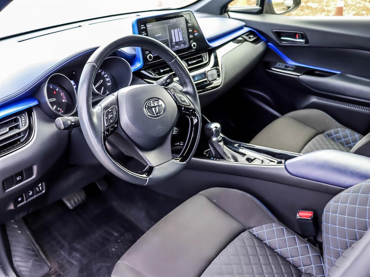 2022 Toyota C-HR XLE Premium Mississauga ON