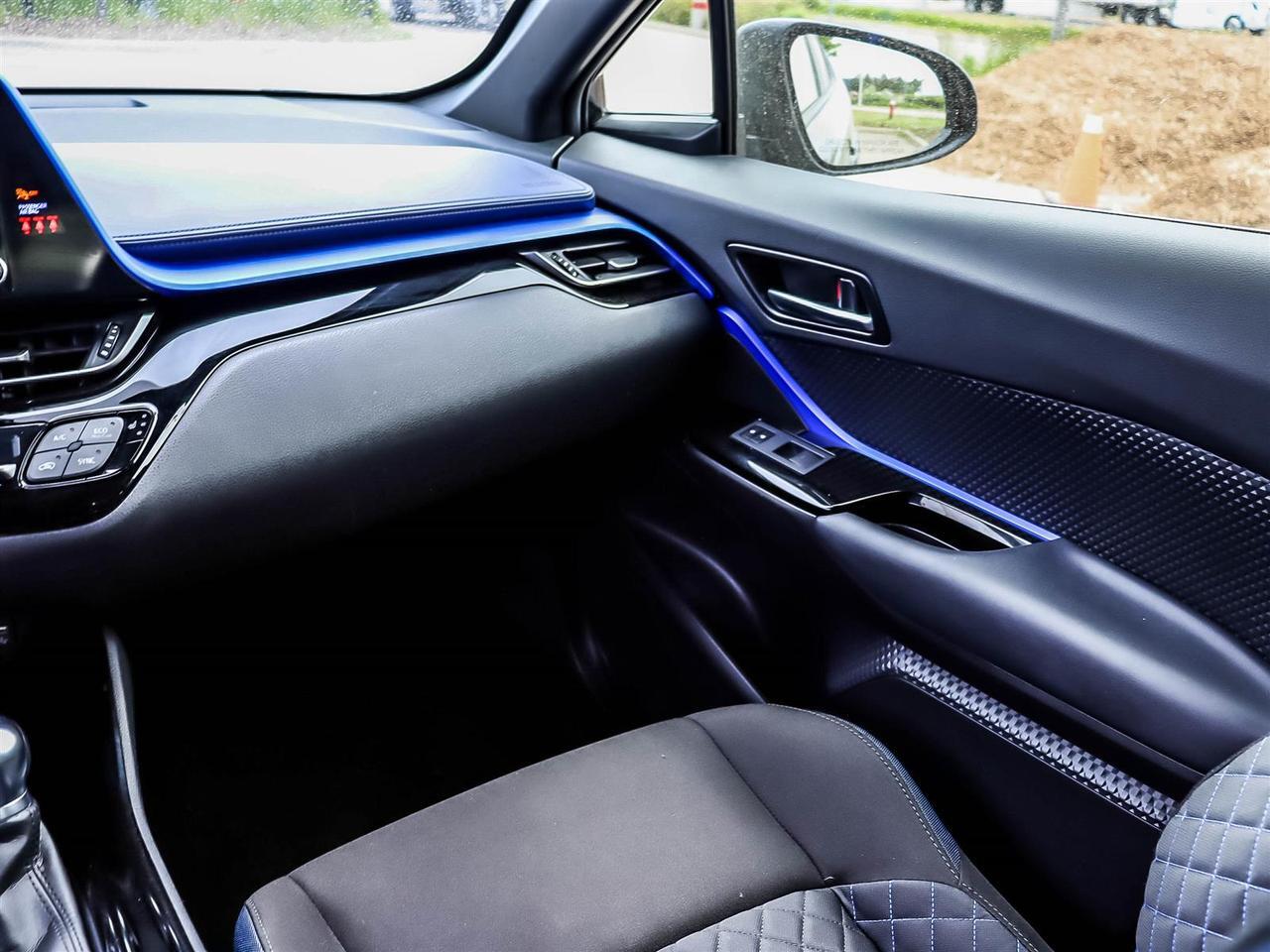 2022 Toyota C-HR XLE Premium Mississauga ON