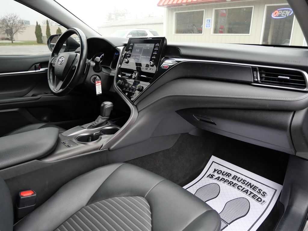 2022 Toyota Camry SE Nightshade Mt Pleasant MI