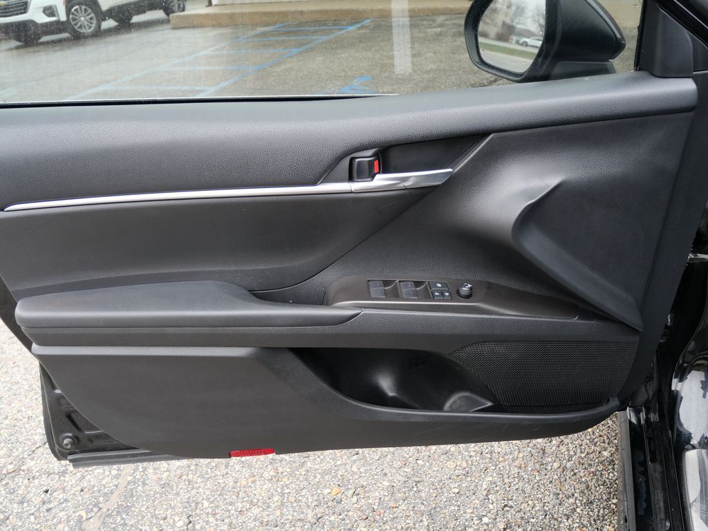 2022 Toyota Camry SE Nightshade Mt Pleasant MI