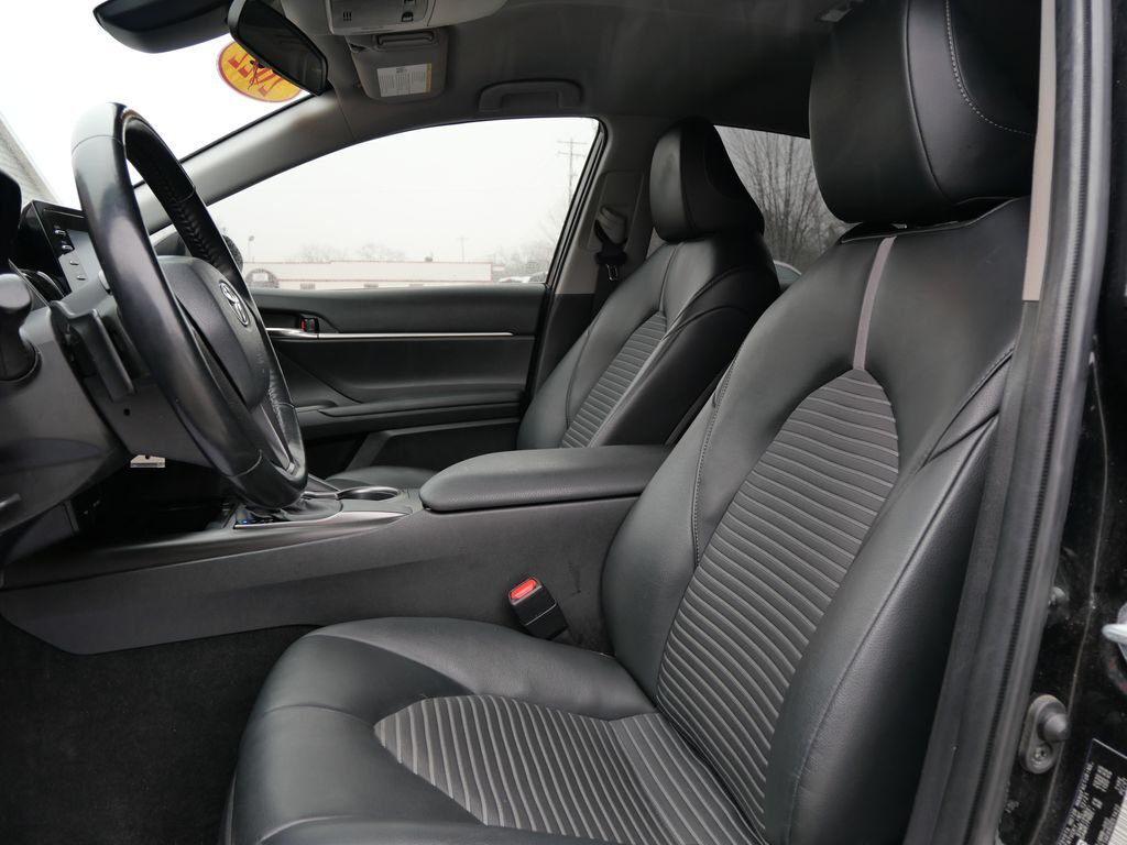 2022 Toyota Camry SE Nightshade Mt Pleasant MI