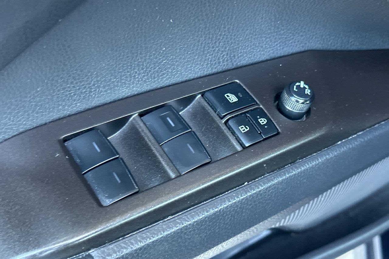 2022 Toyota Camry SE Roseville CA