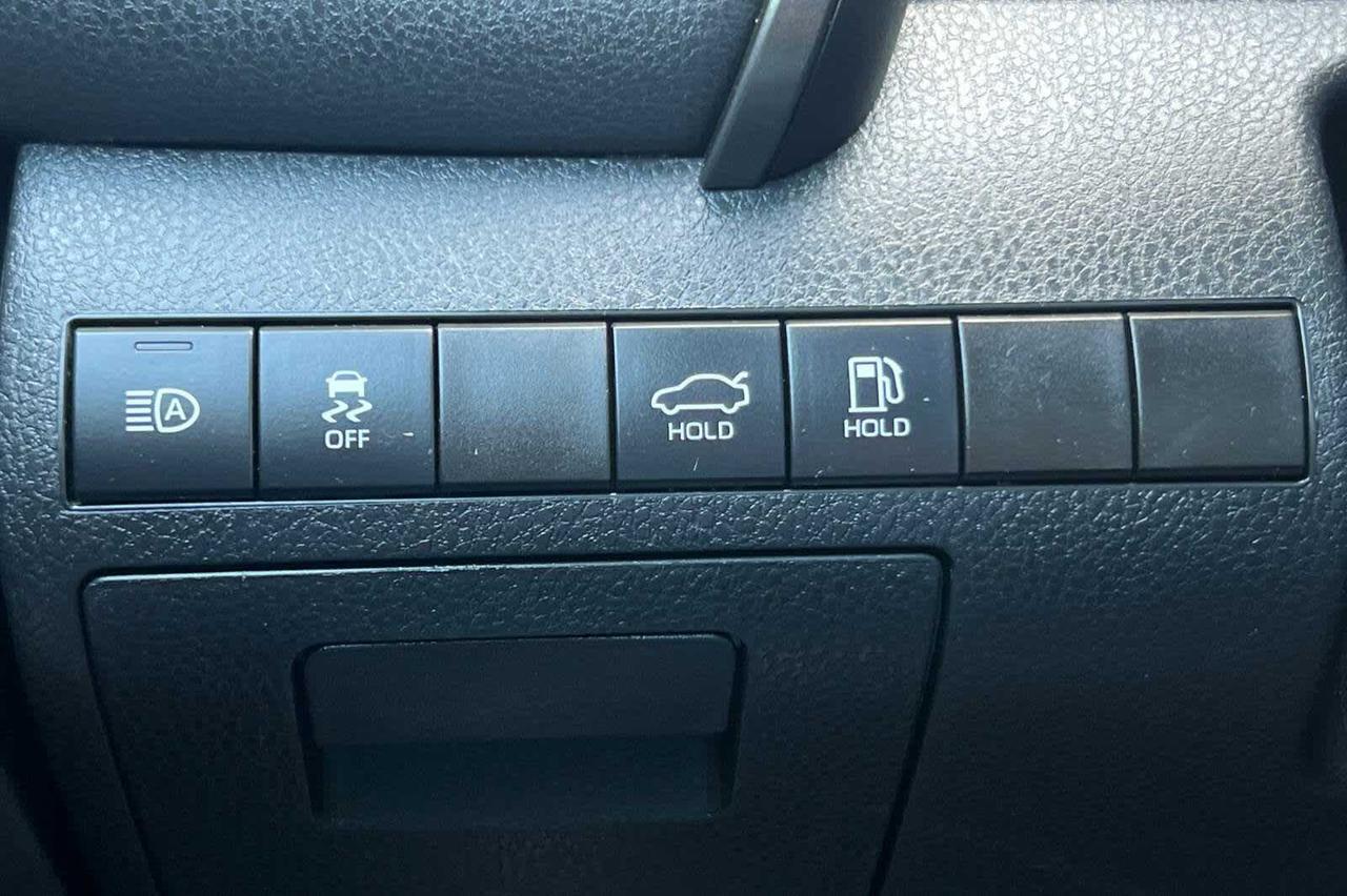 2022 Toyota Camry SE Roseville CA