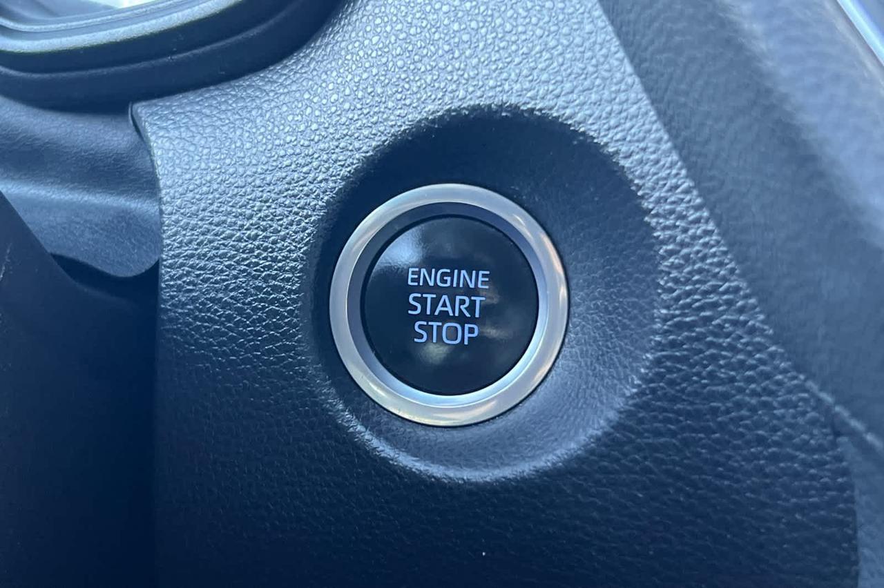 2022 Toyota Corolla Cross LE Roseville CA