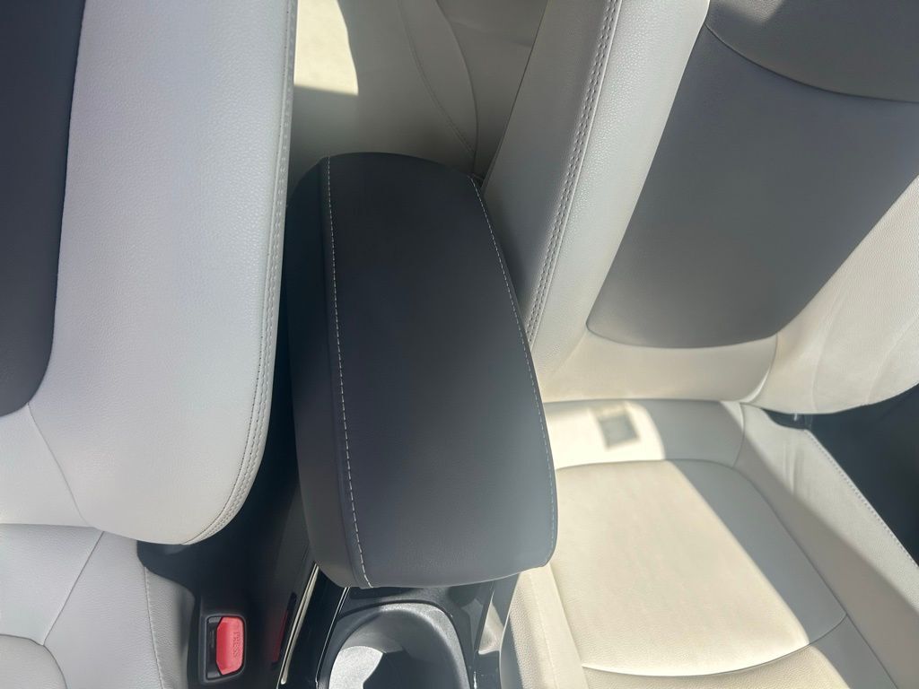 2022 Toyota Corolla Cross XLE Tampa FL