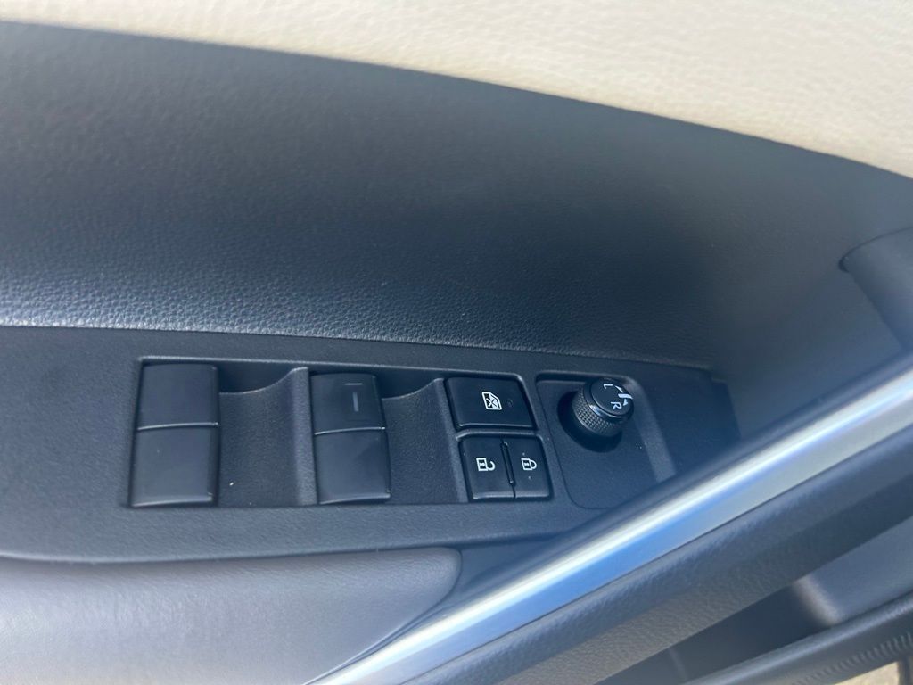 2022 Toyota Corolla Cross XLE Tampa FL