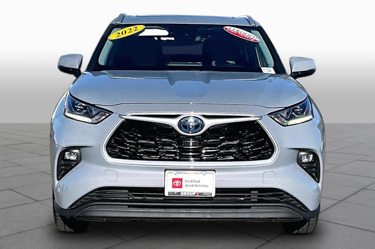 2022 Toyota Highlander Hybrid Bronze Edition 2022 Toyota Highlander Hybrid Bronze Edition