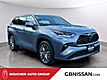 2022 Toyota Highlander Hybrid Platinum