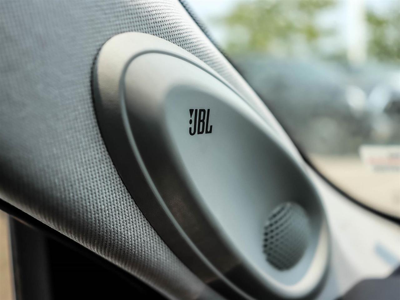 2022 Toyota Highlander Limited Mississauga ON