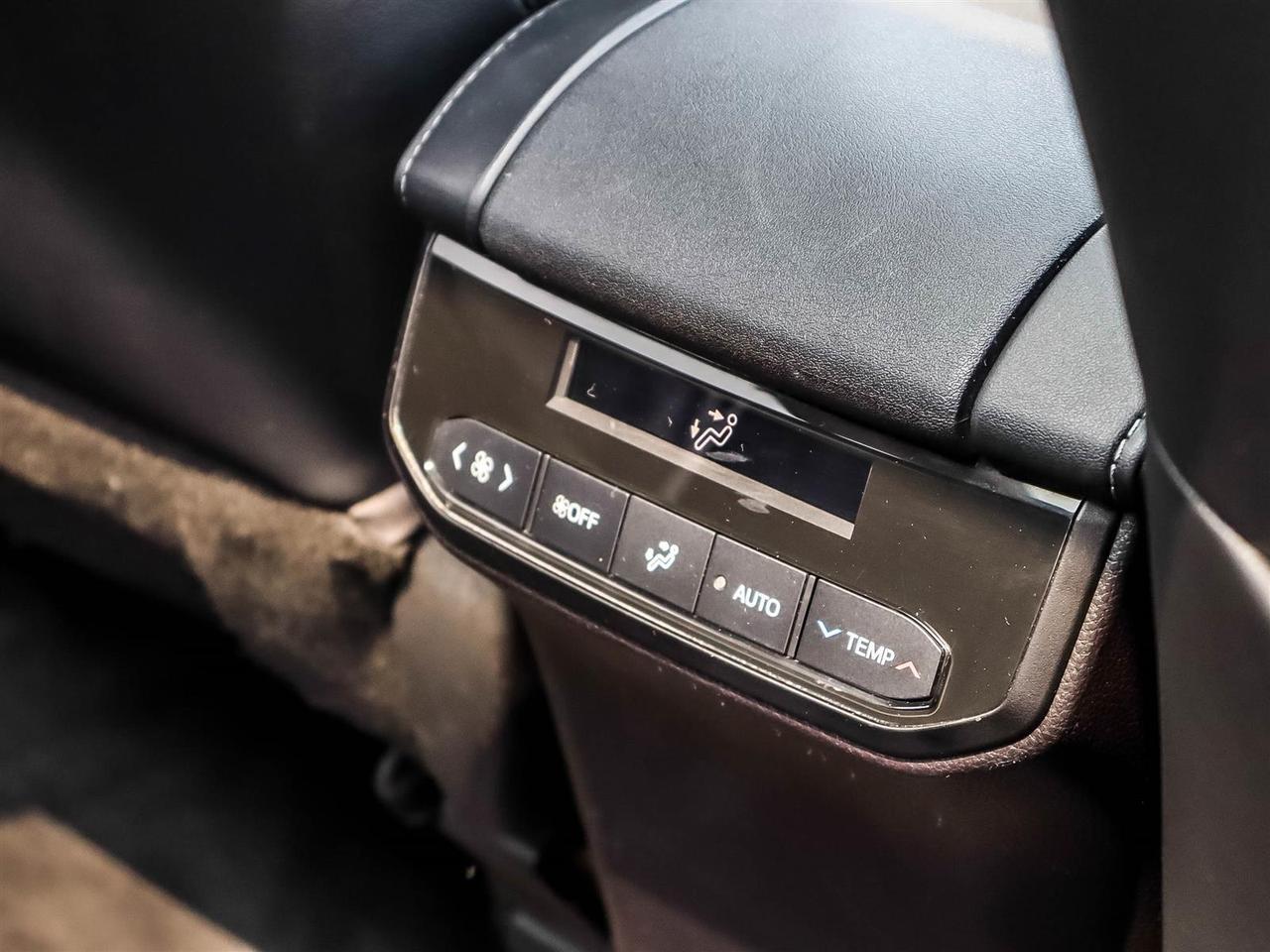 2022 Toyota Highlander Limited Mississauga ON