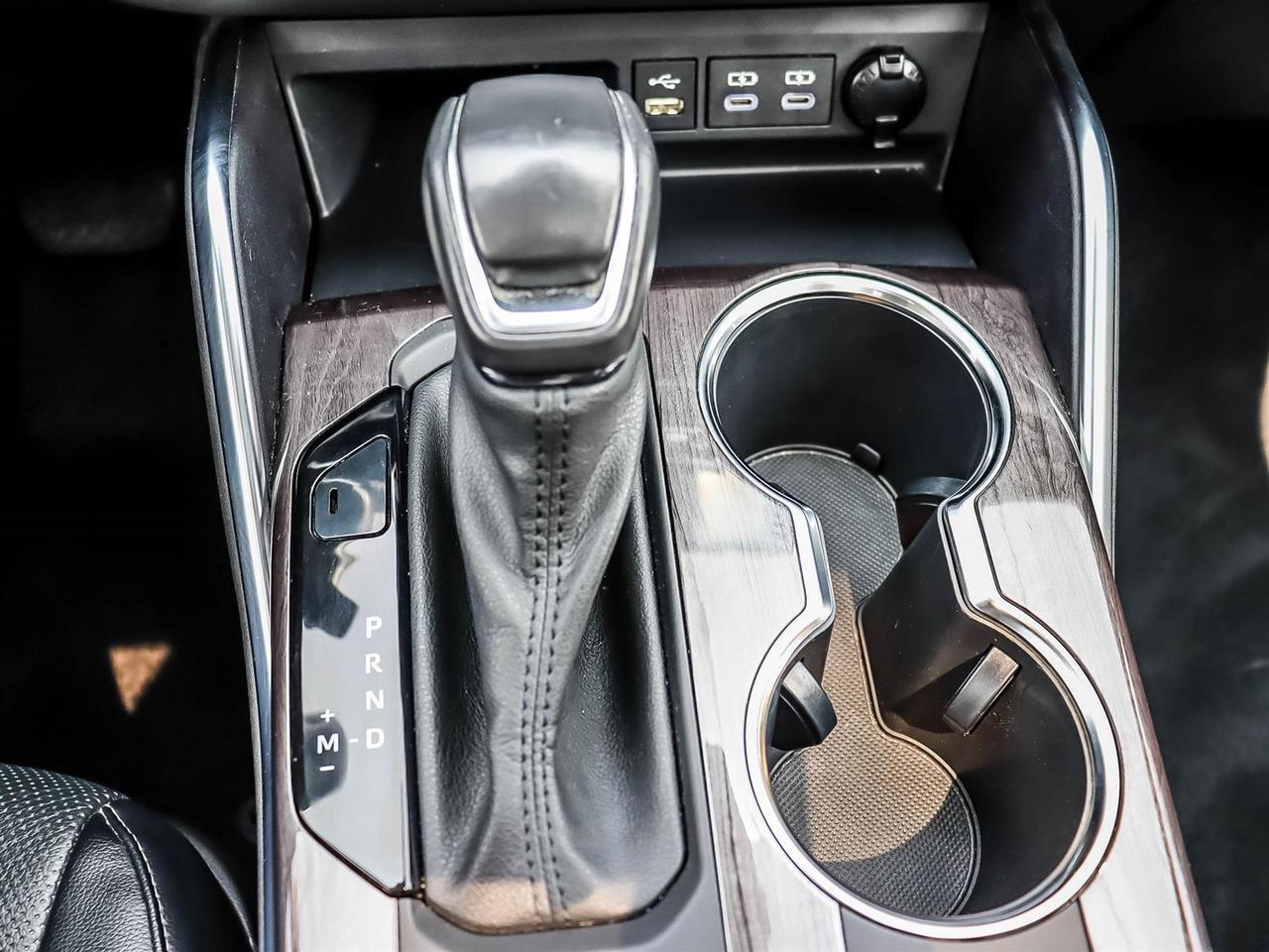 2022 Toyota Highlander Limited Mississauga ON