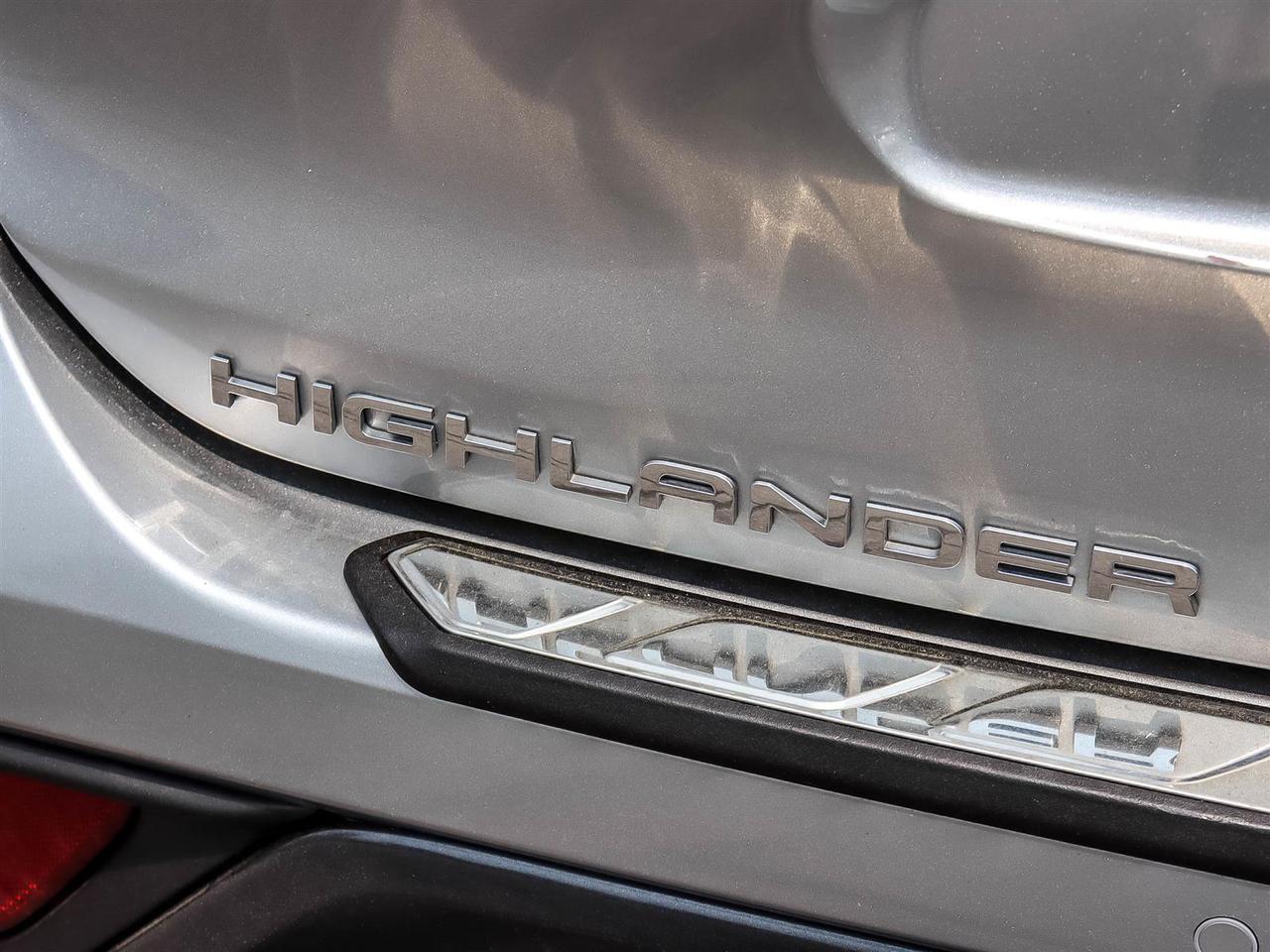 2022 Toyota Highlander Limited Mississauga ON