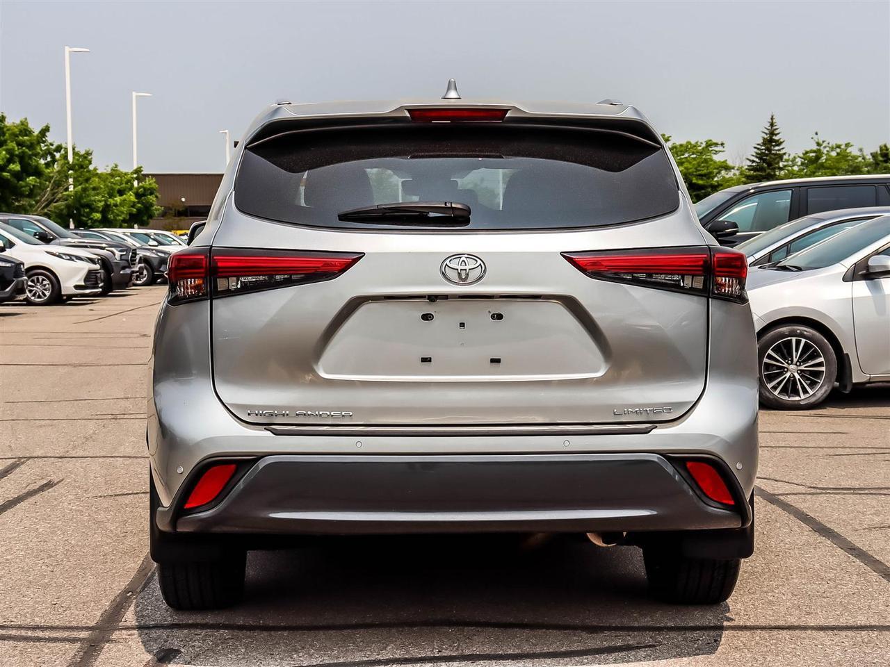 2022 Toyota Highlander Limited Mississauga ON