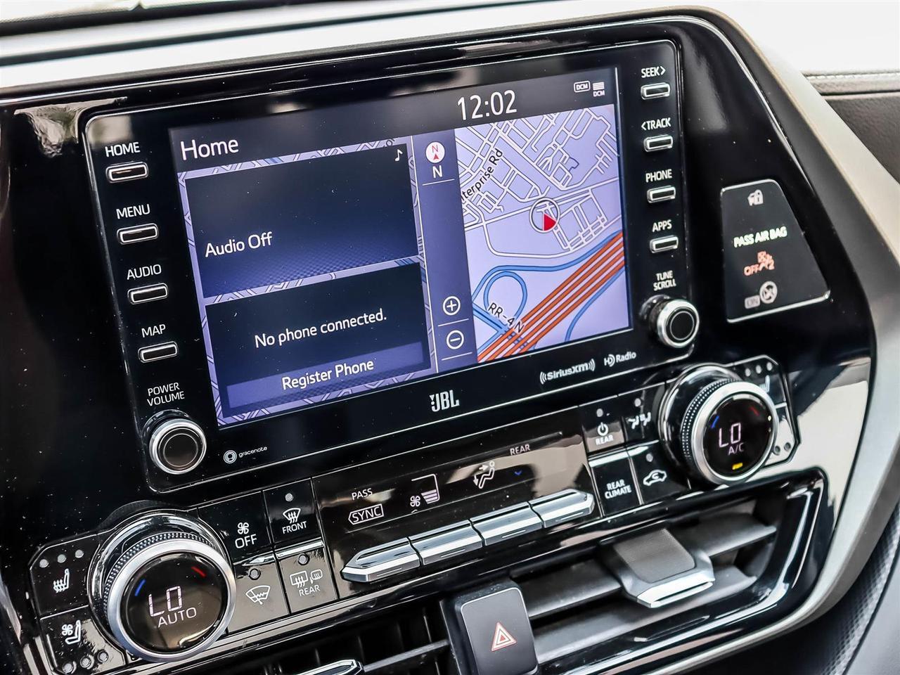 2022 Toyota Highlander Limited Mississauga ON