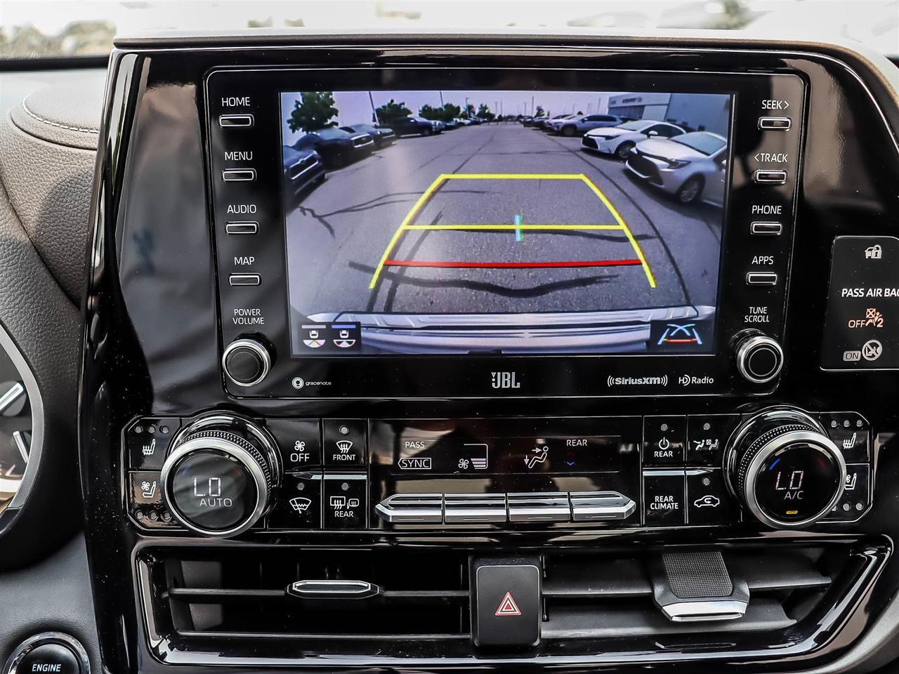 2022 Toyota Highlander Limited Mississauga ON