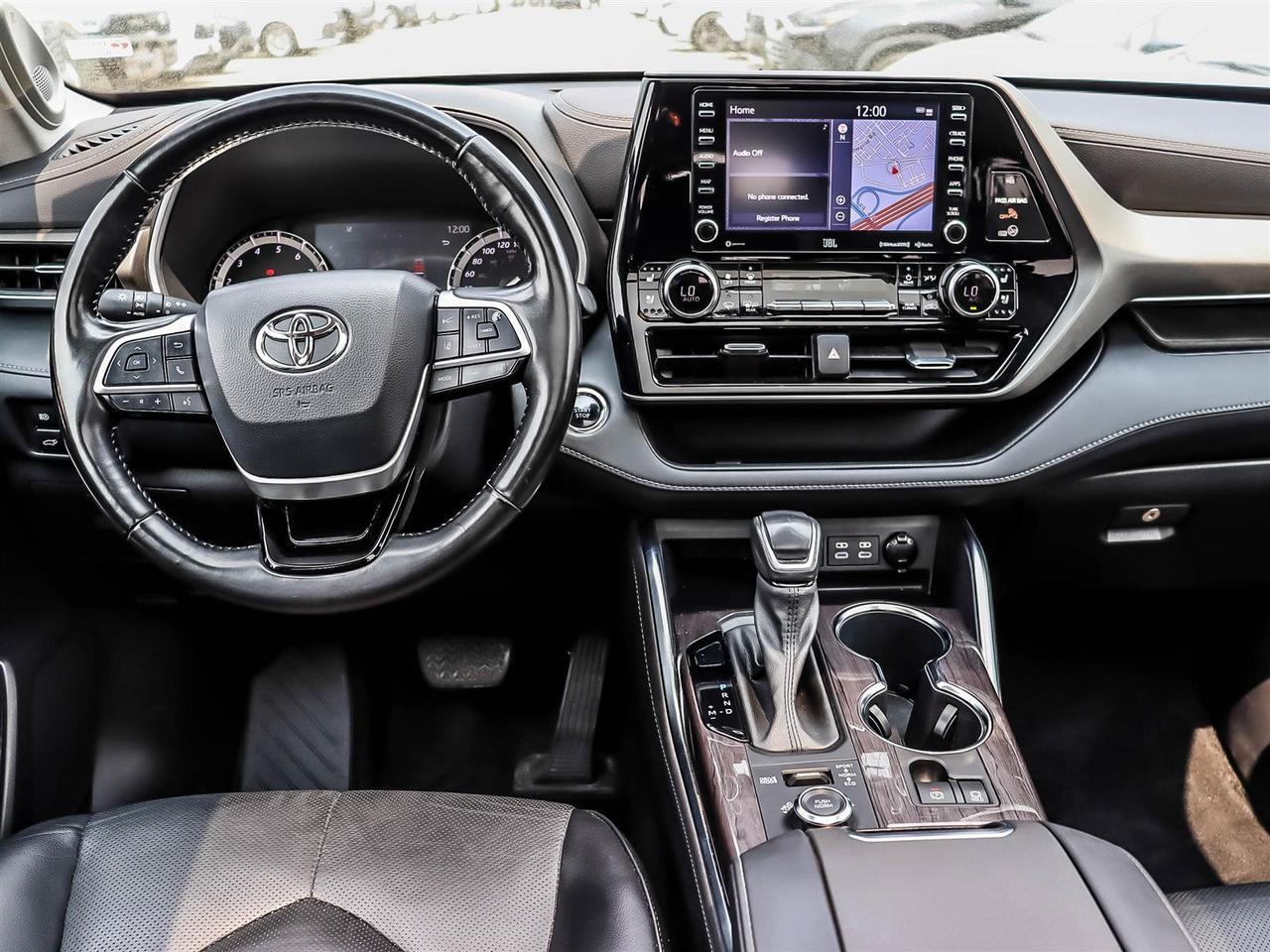 2022 Toyota Highlander Limited Mississauga ON