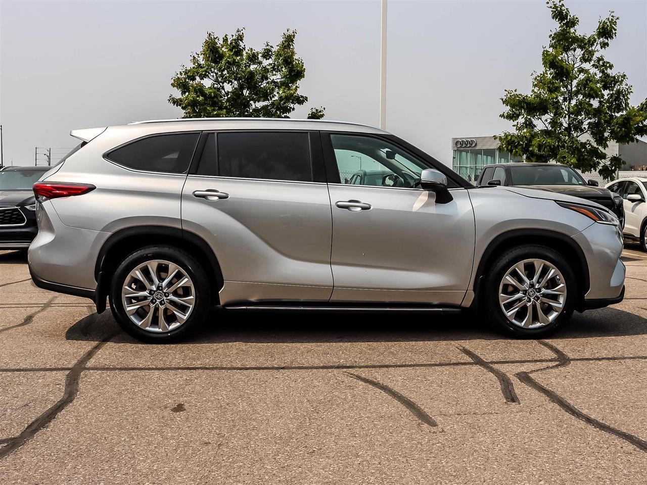 2022 Toyota Highlander Limited Mississauga ON