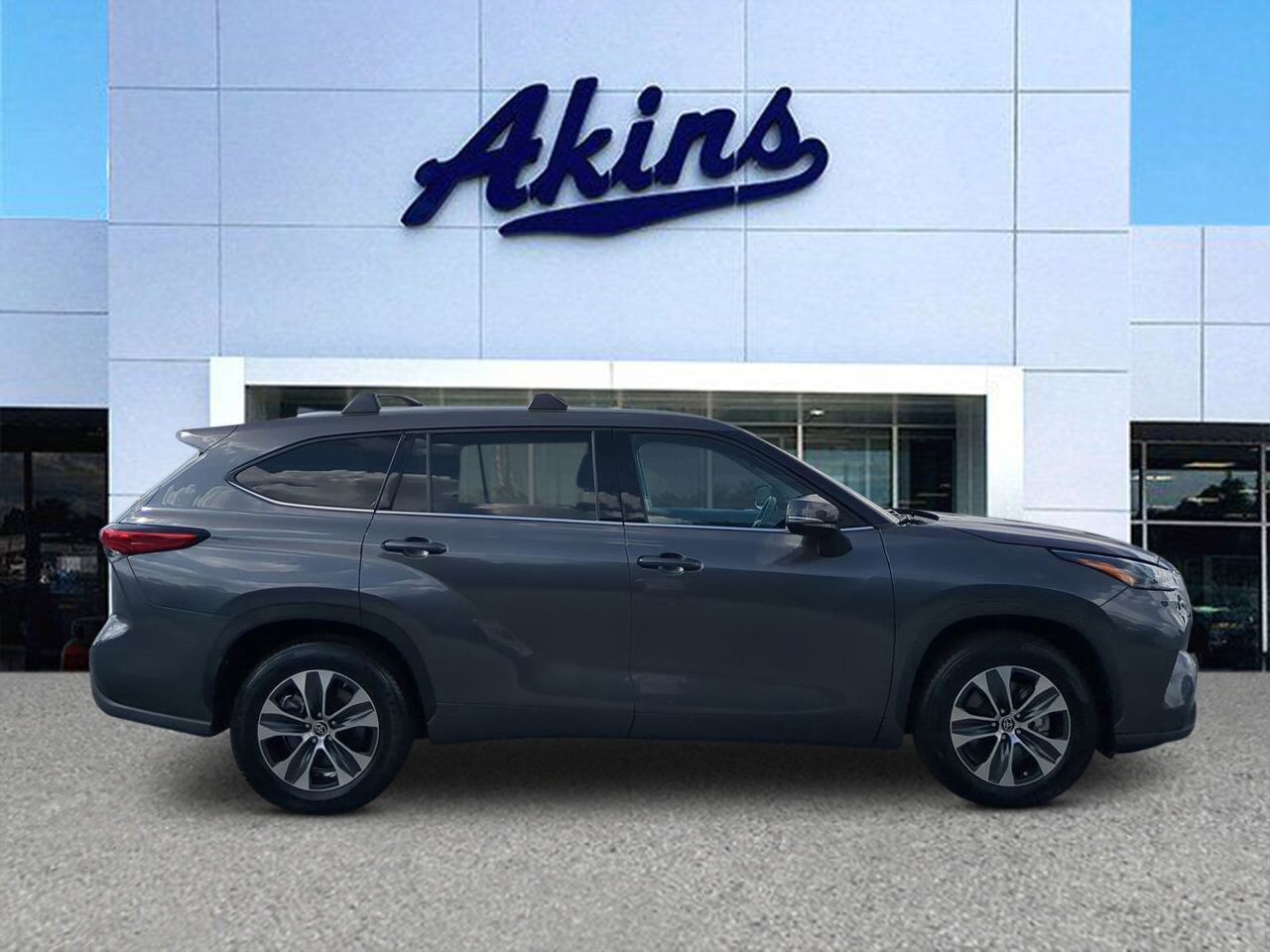 2022 Toyota Highlander XLE Appleton WI