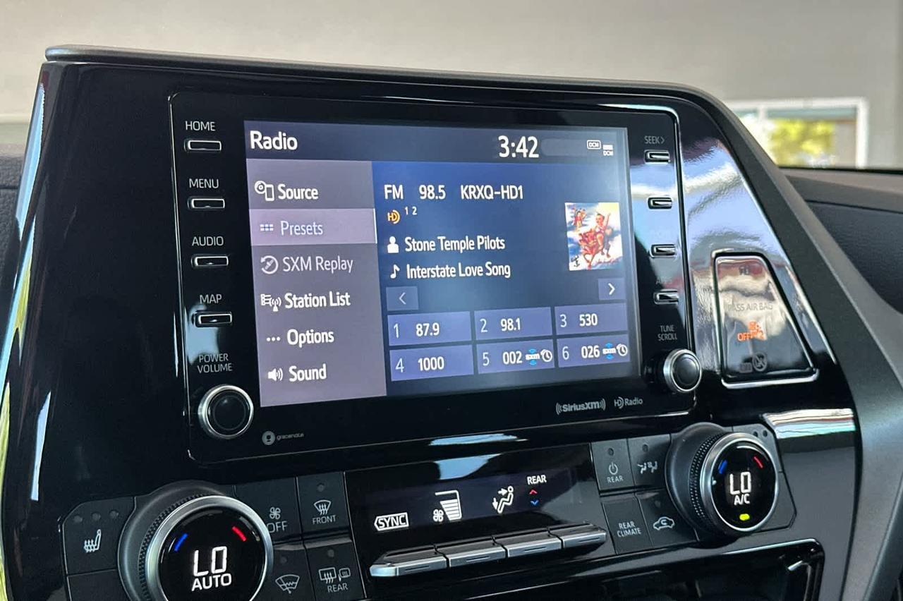 2022 Toyota Highlander XLE Roseville CA