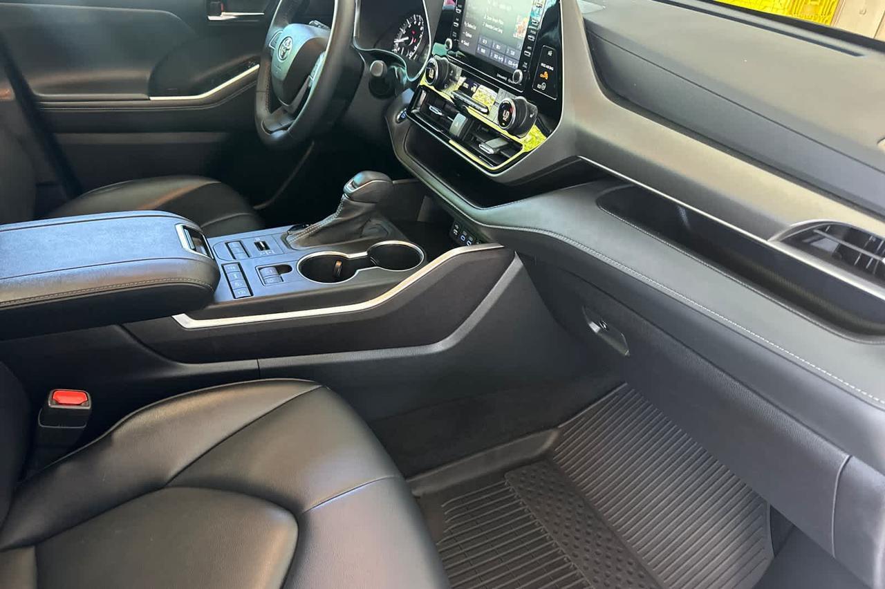 2022 Toyota Highlander XLE Roseville CA