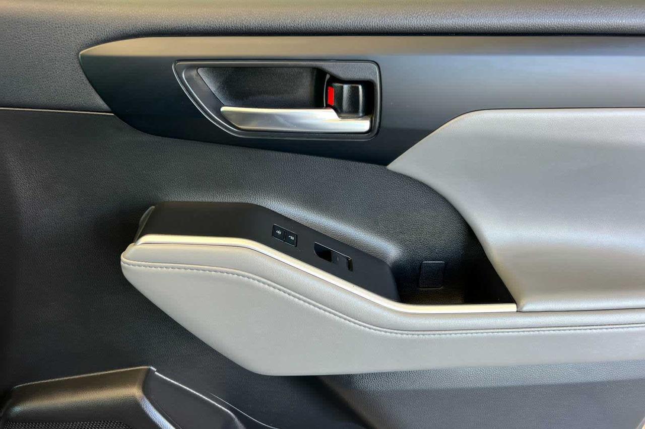 2022 Toyota Highlander XLE Roseville CA