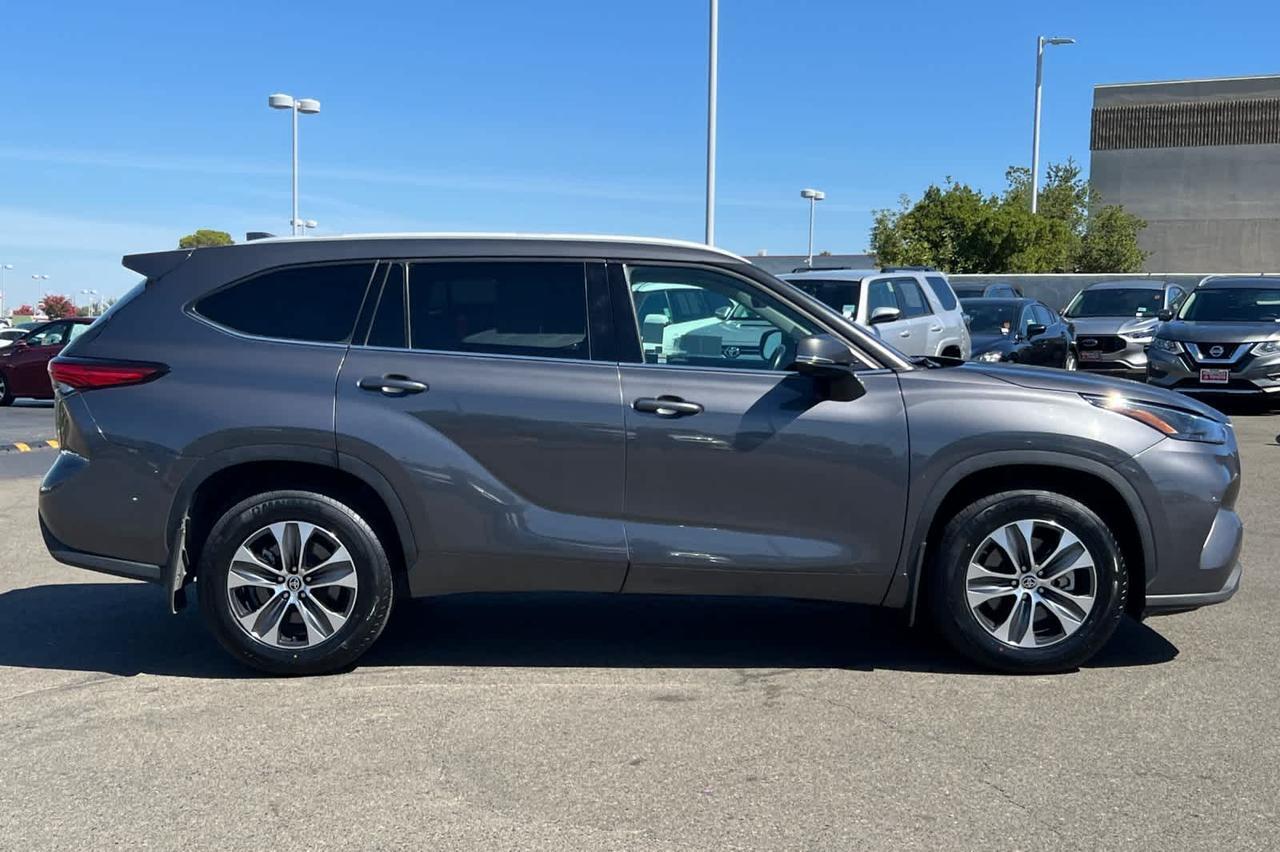 2022 Toyota Highlander XLE Roseville CA