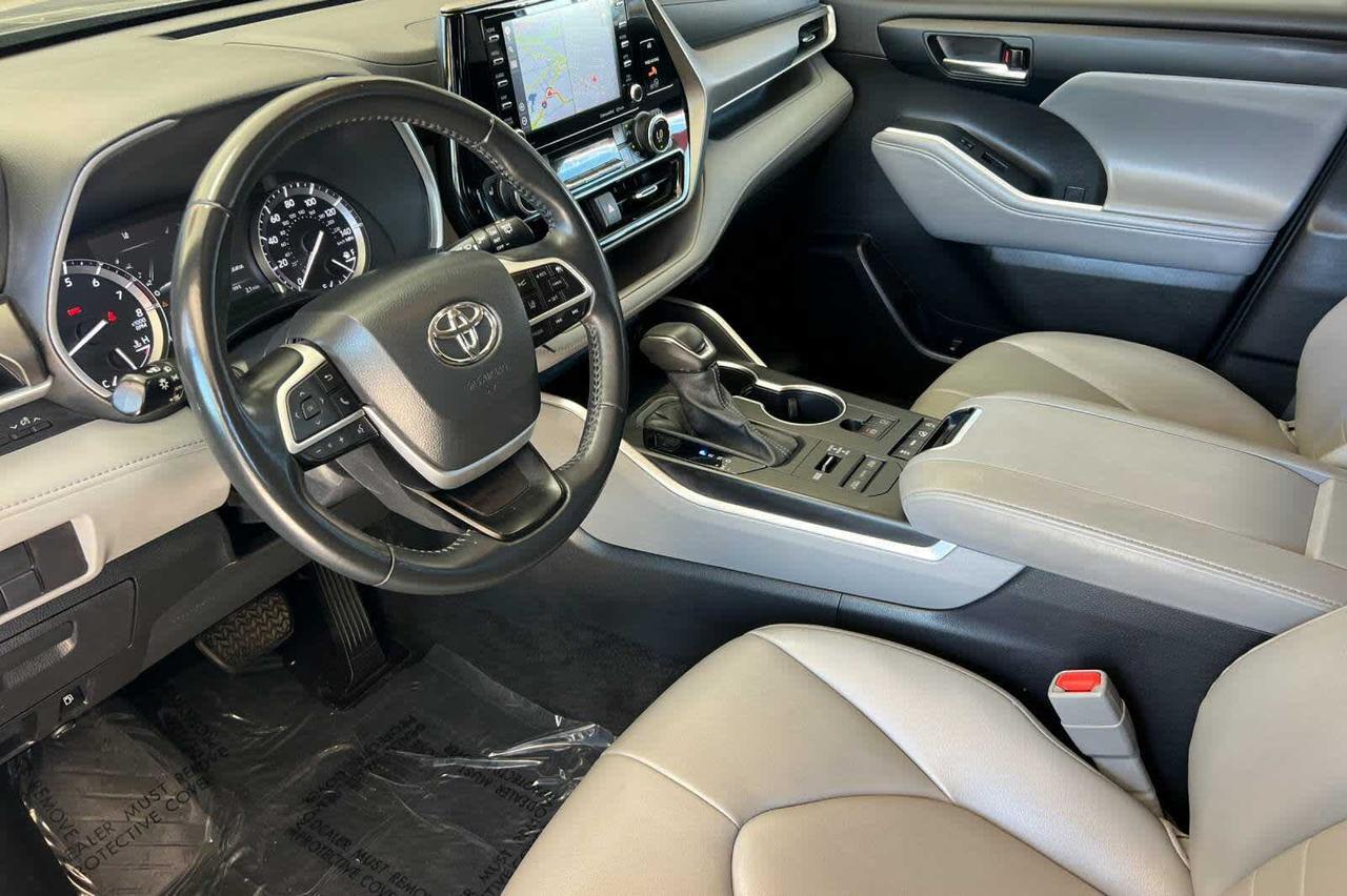2022 Toyota Highlander XLE Roseville CA