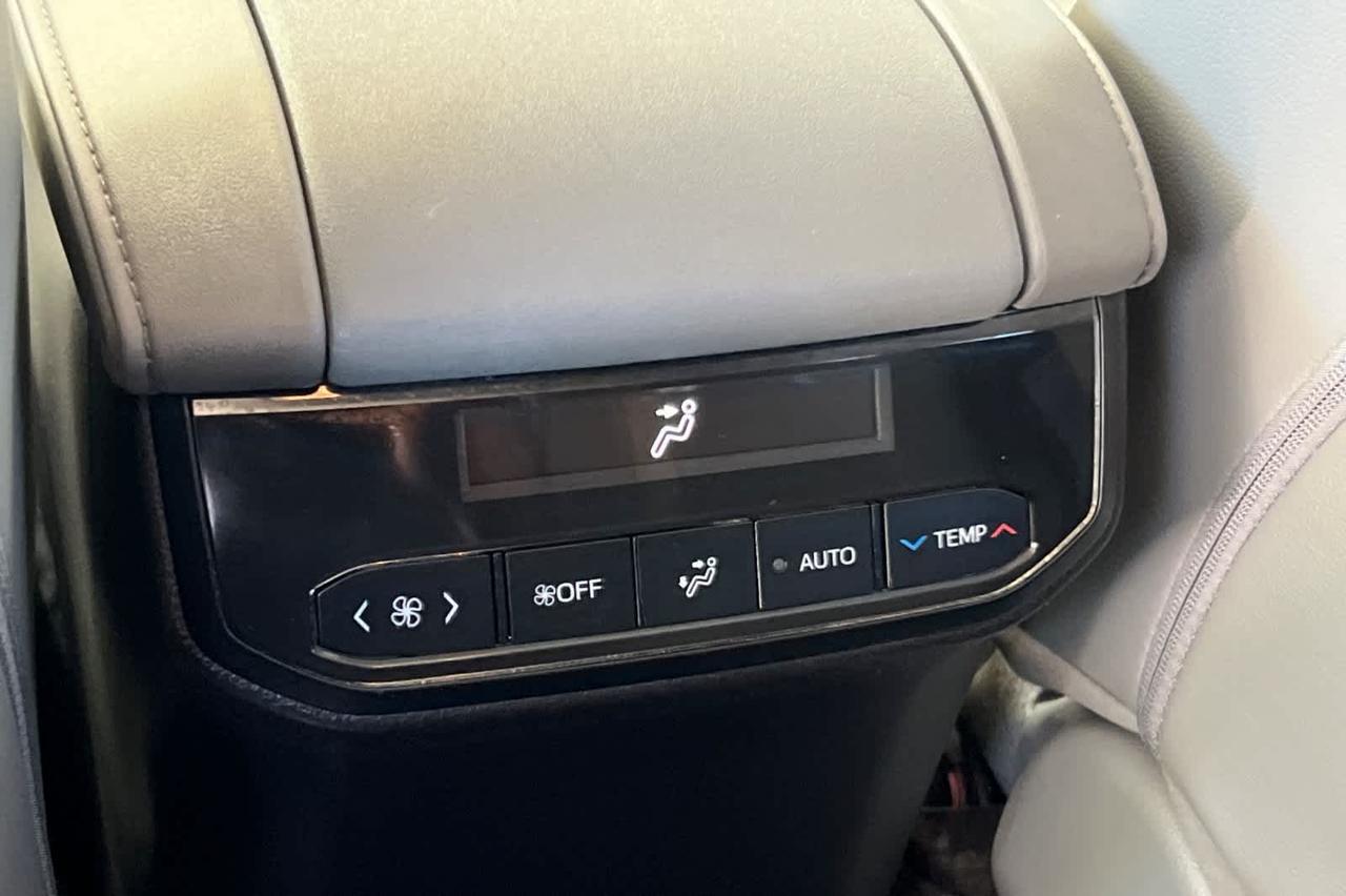 2022 Toyota Highlander XLE Roseville CA