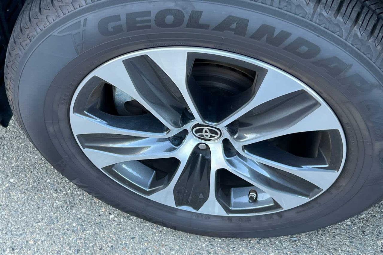2022 Toyota Highlander XLE Roseville CA