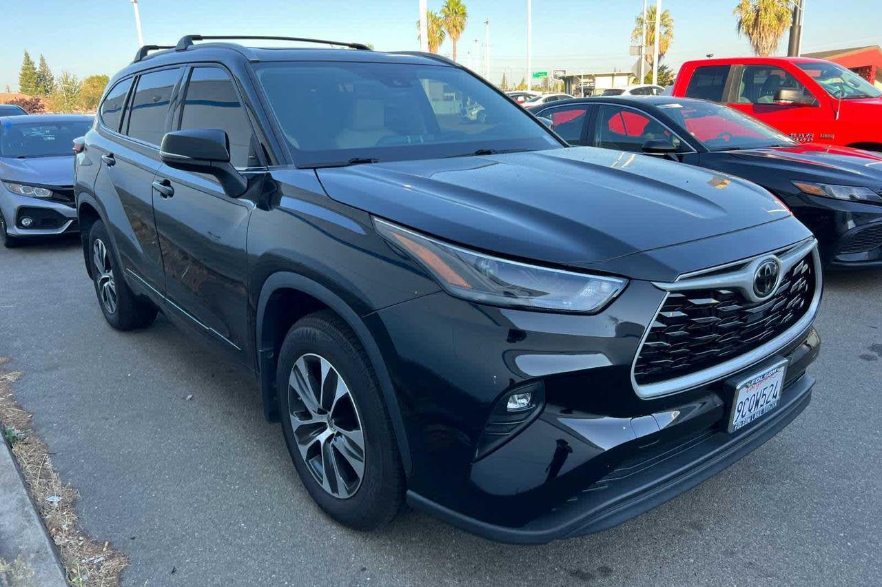 2022 Toyota Highlander XLE Roseville CA