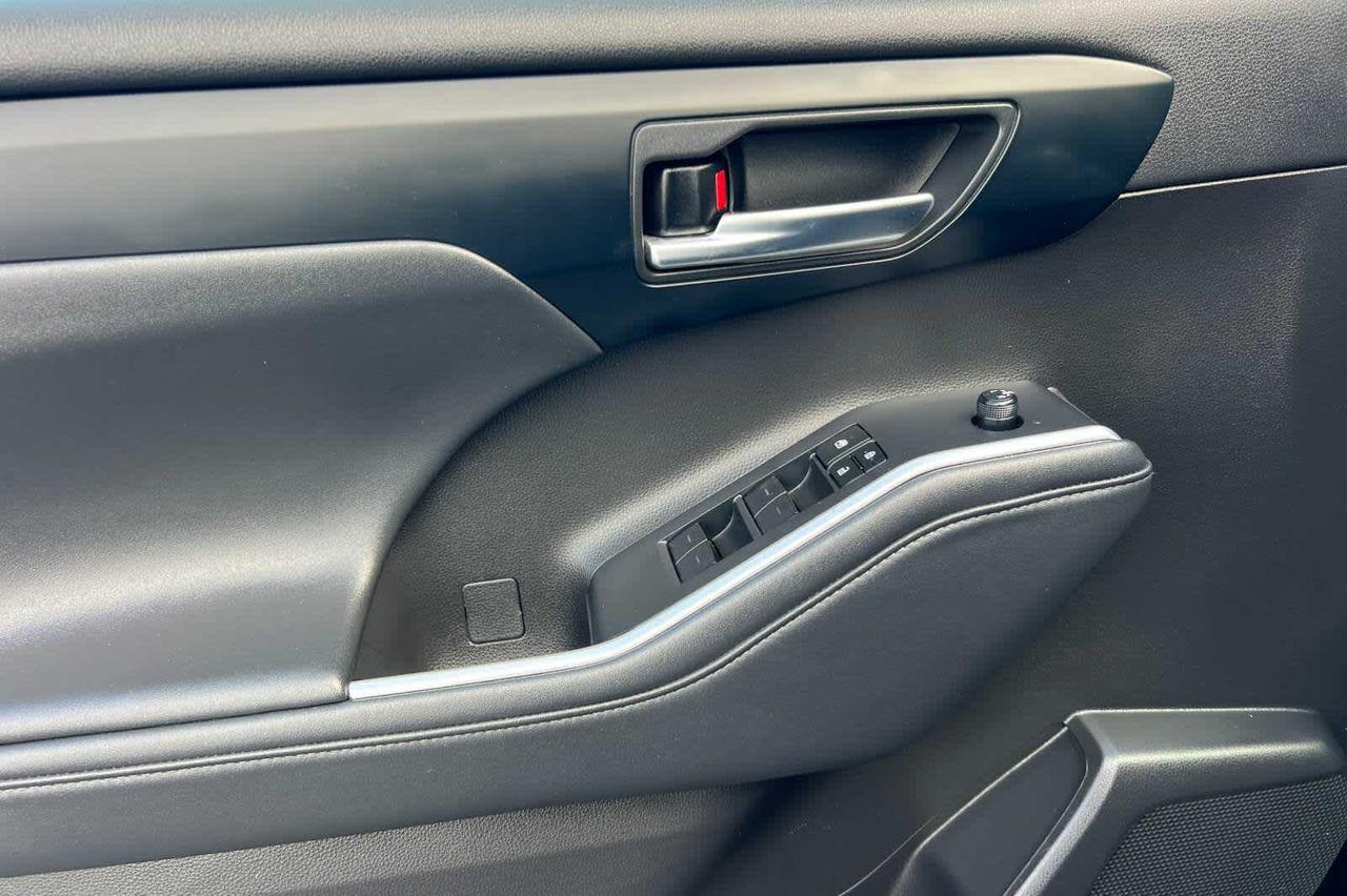 2022 Toyota Highlander XLE Roseville CA